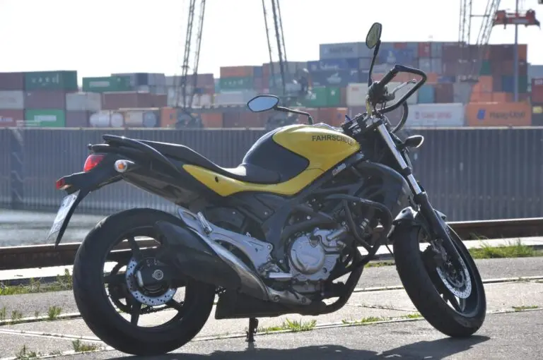 Suzuki Gladius Klasse A2